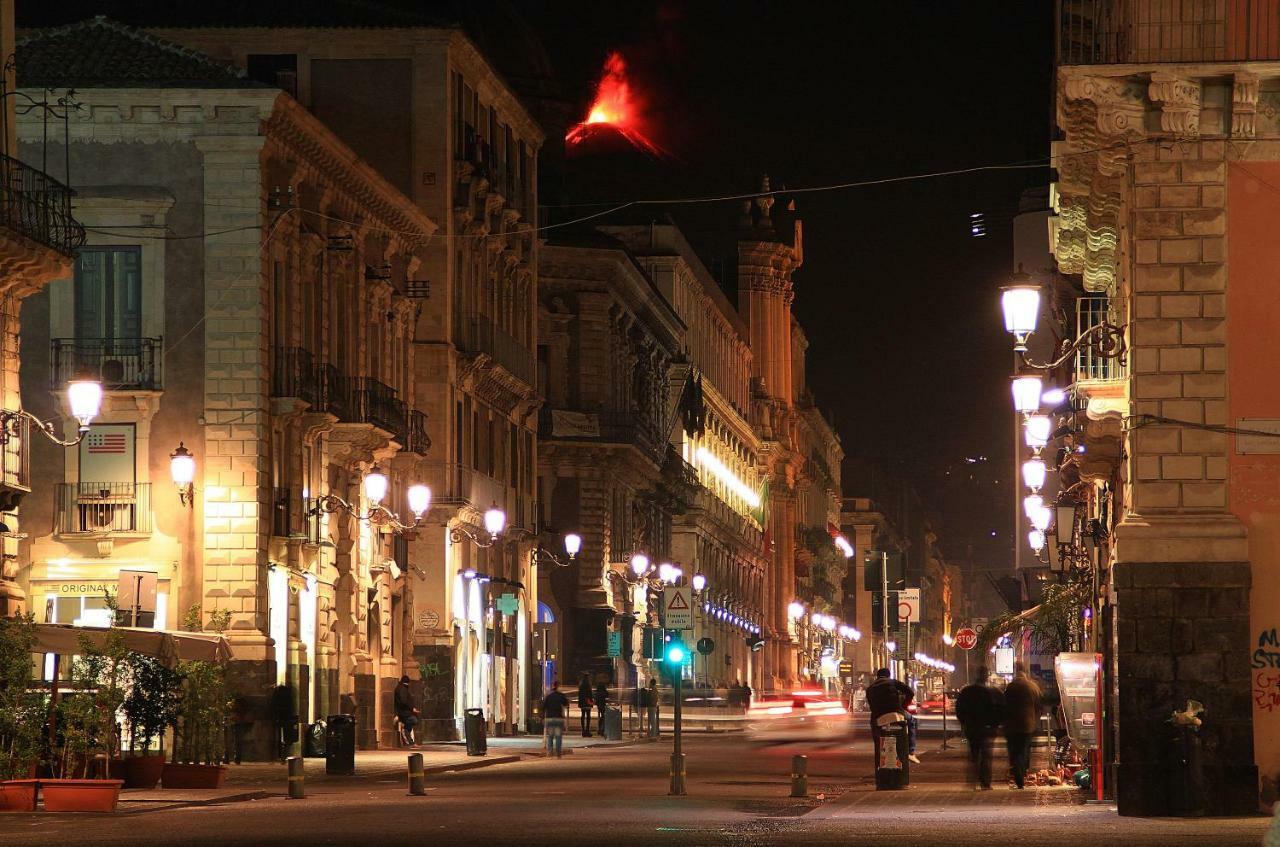 Casa Polena Apartment Catania Bagian luar foto