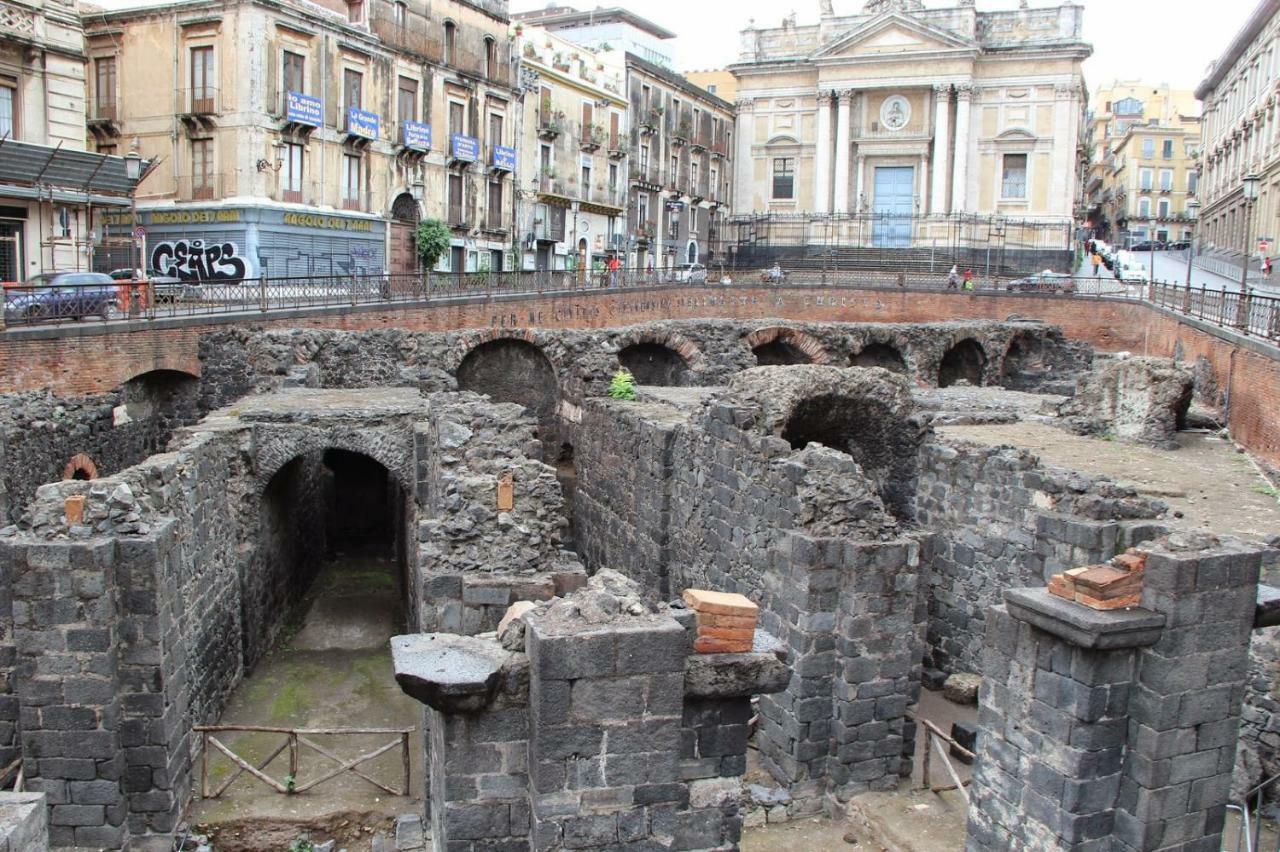 Casa Polena Apartment Catania Bagian luar foto